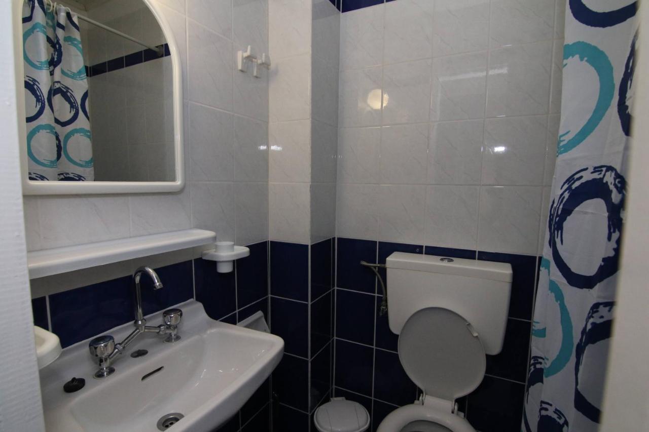 Sea Breeze Apartment ปาเลโอกัสไตรซา ภายนอก รูปภาพ
